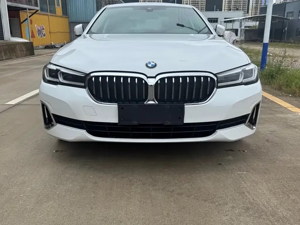 BMW 5 Series — фото 2