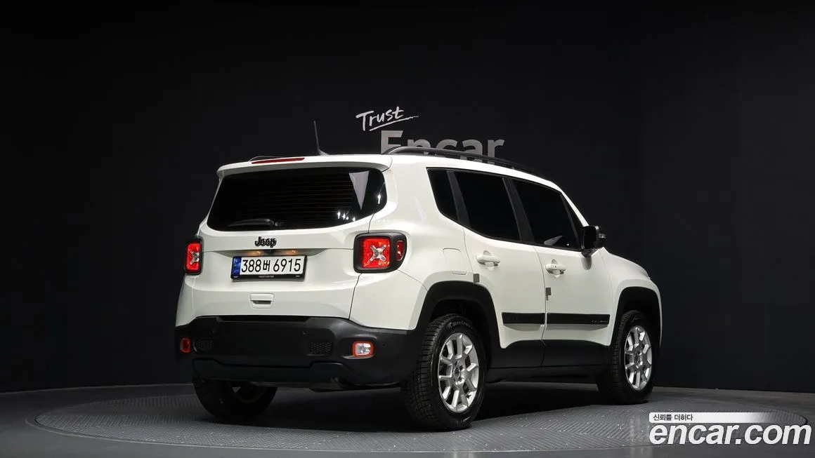 Jeep Renegade 2022 из KR, фото 2