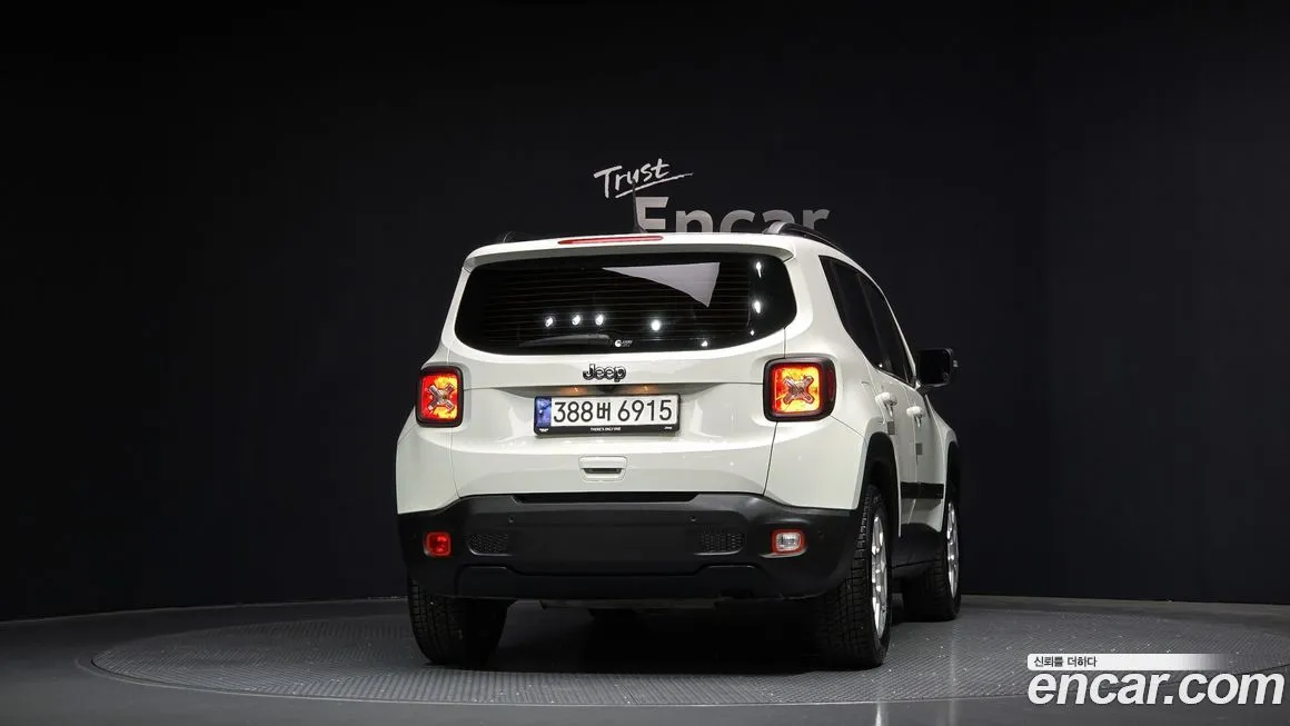 Jeep Renegade 2022 из KR, фото 4