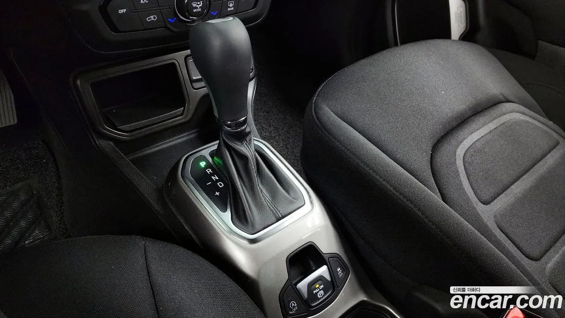 Jeep Renegade 2022 из KR, фото 9