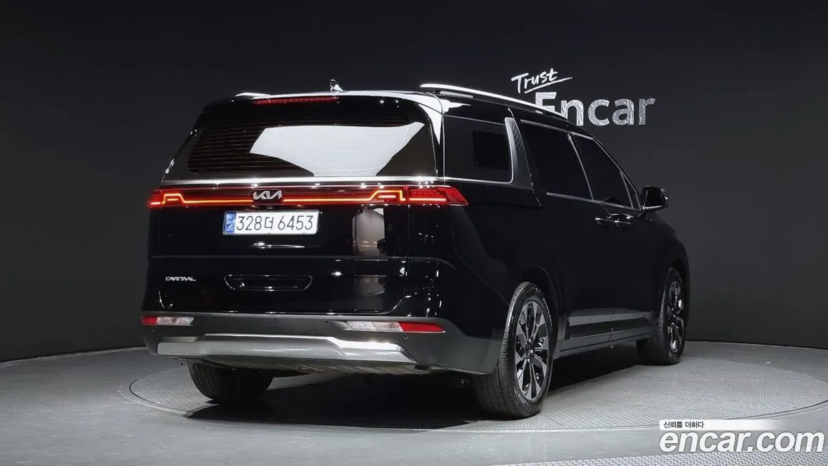 Kia Carnival — фото 2