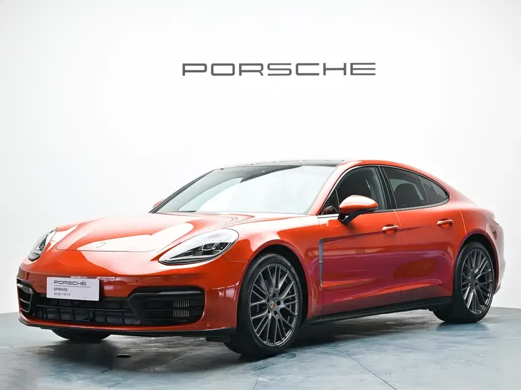 Porsche Panamera — фото 1