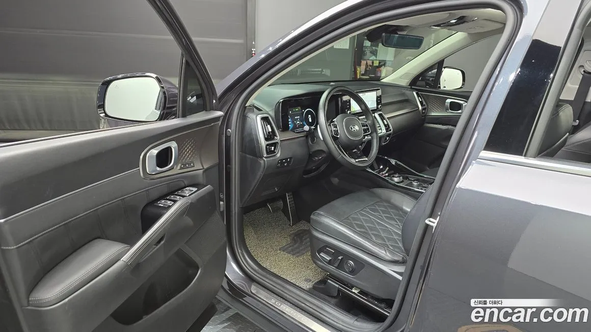 Kia Sorento — фото 10