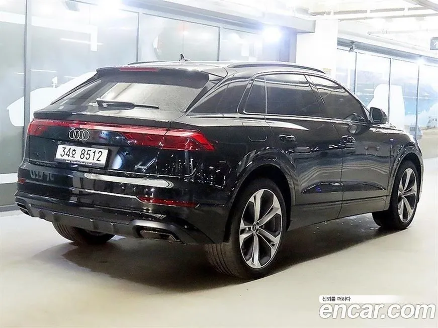 Audi Q8 — фото 4