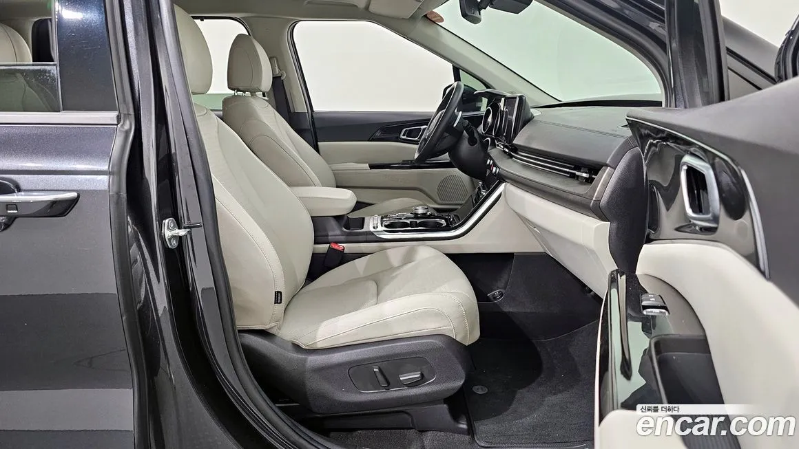 Kia Carnival 2023 из KR, фото 10