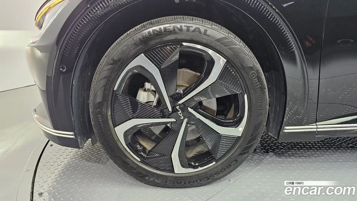Kia EV6 2023 из KR, фото 5