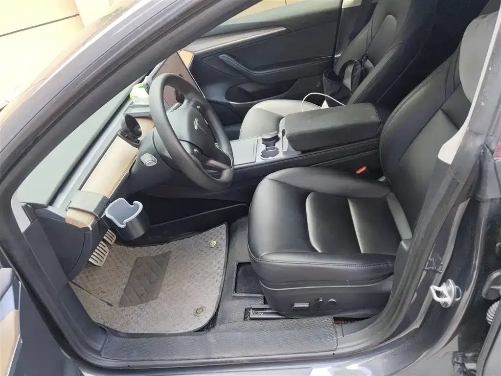 Tesla Model 3 2023 из CN, фото 8