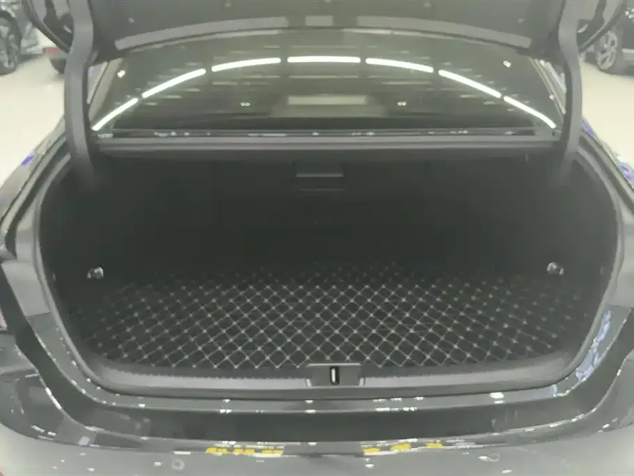 Lexus ES 2025 из CN, фото 4