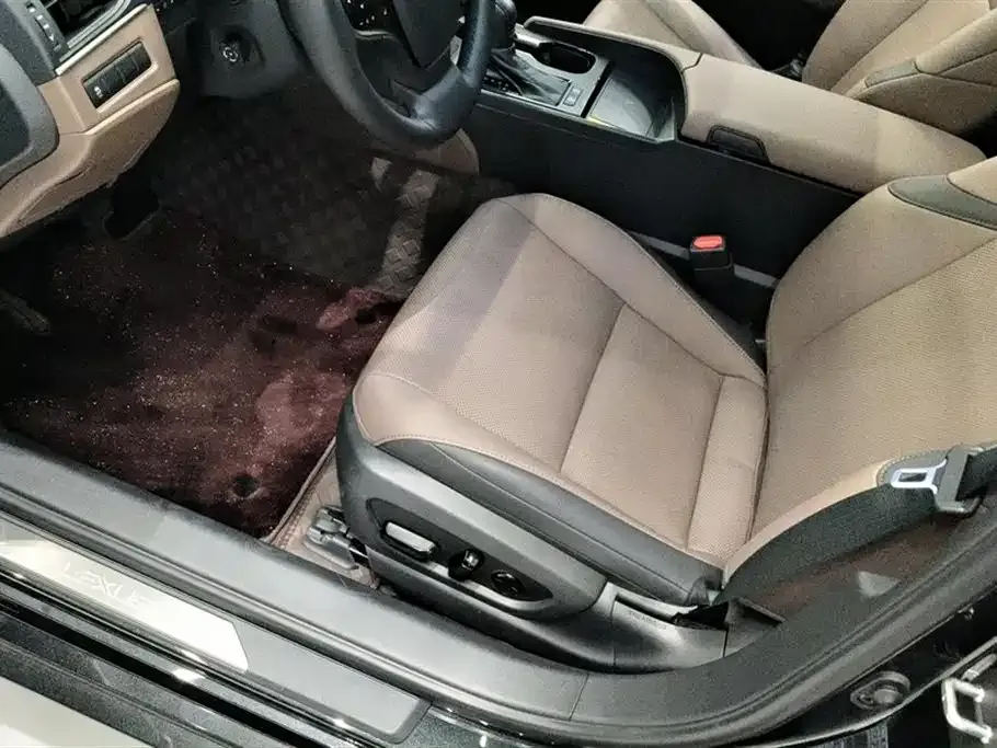Lexus ES 2025 из CN, фото 9