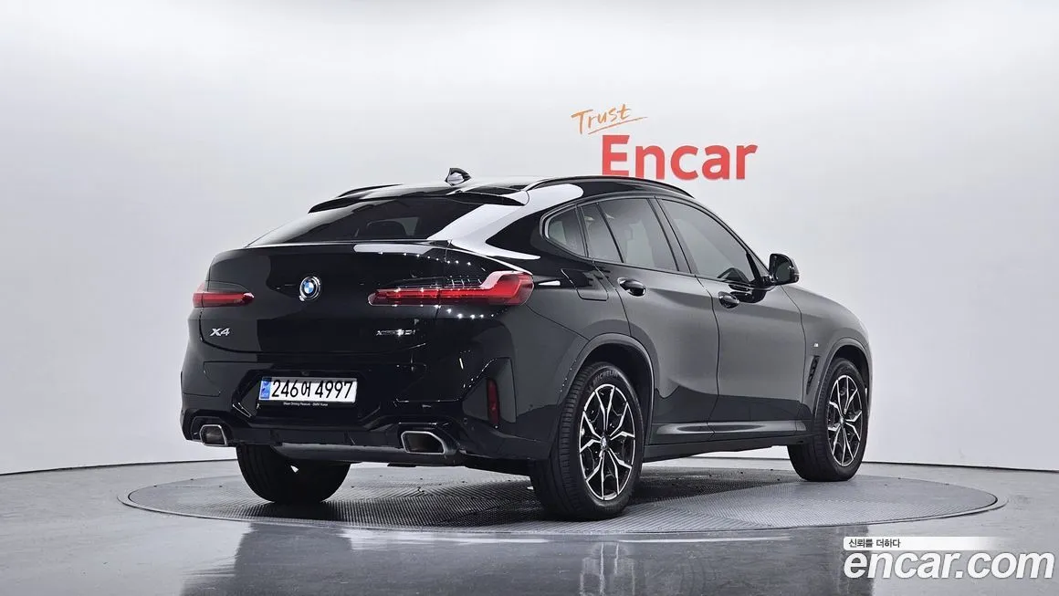 BMW X4 — фото 2
