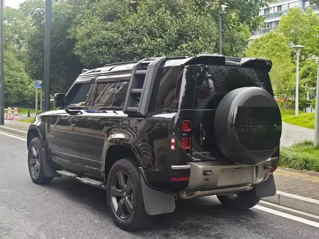 Land Rover Defender — фото 9