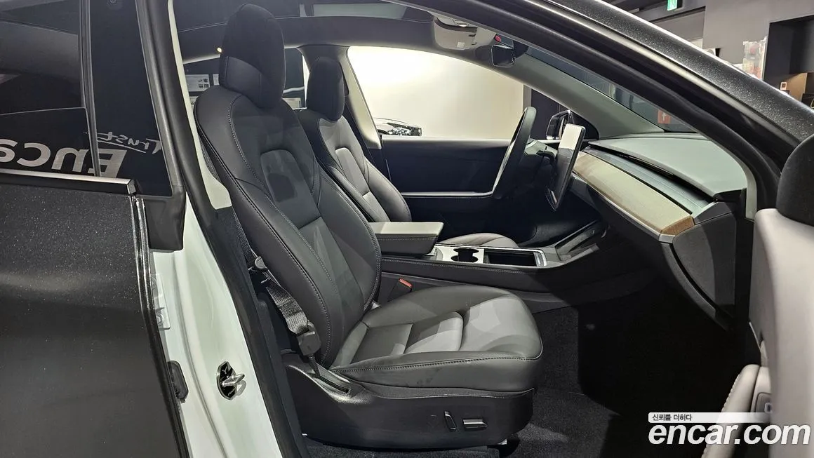 Tesla Model Y 2022 из KR, фото 10