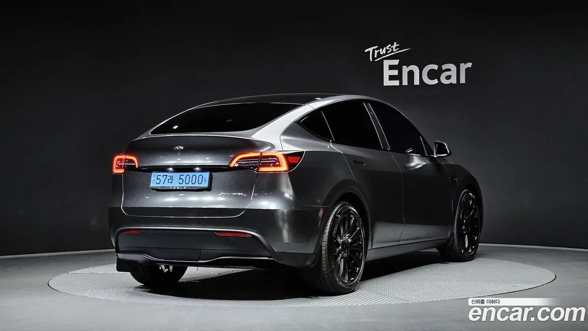Tesla Model Y 2022 из KR, фото 2