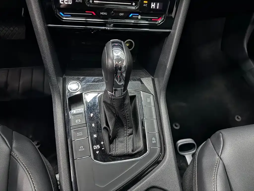 Volkswagen Tharu 2021 из CN, фото 10