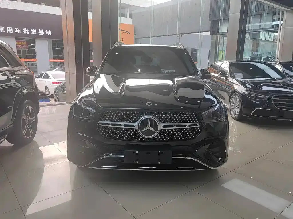 Mercedes-Benz GLE 2023 из CN, фото 2