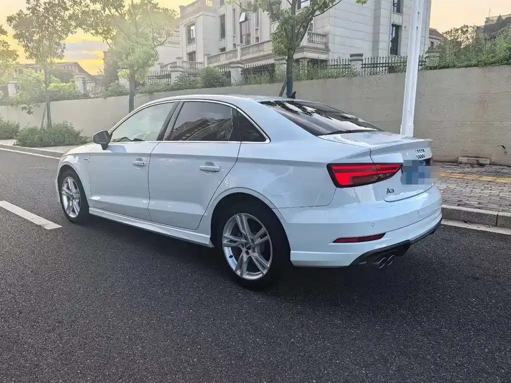 Audi A3 — фото 8