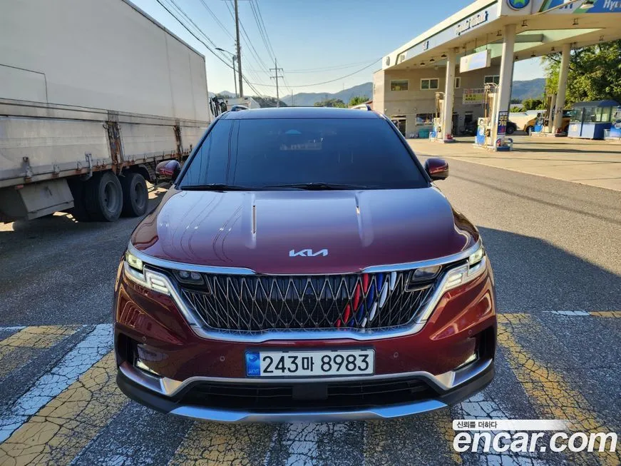 Kia Carnival — фото 1
