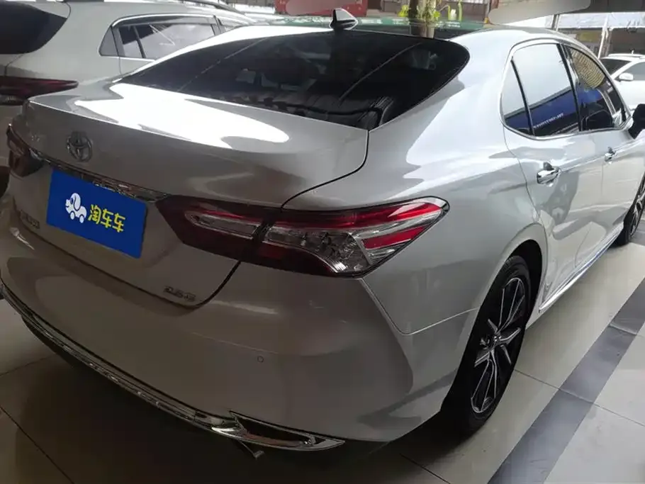 Toyota Camry 2023 из CN, фото 3
