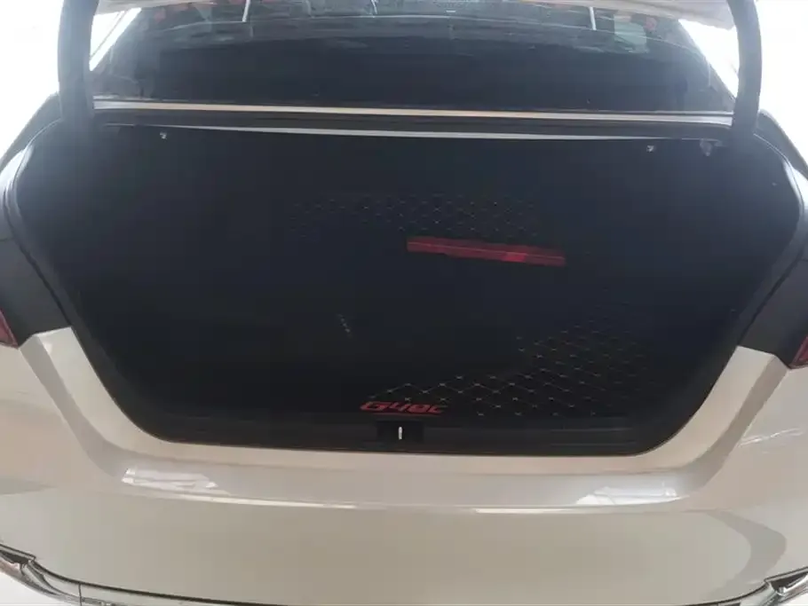 Toyota Camry 2023 из CN, фото 4