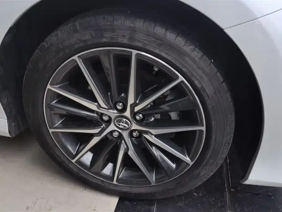 Toyota Camry 2023 из CN, фото 6
