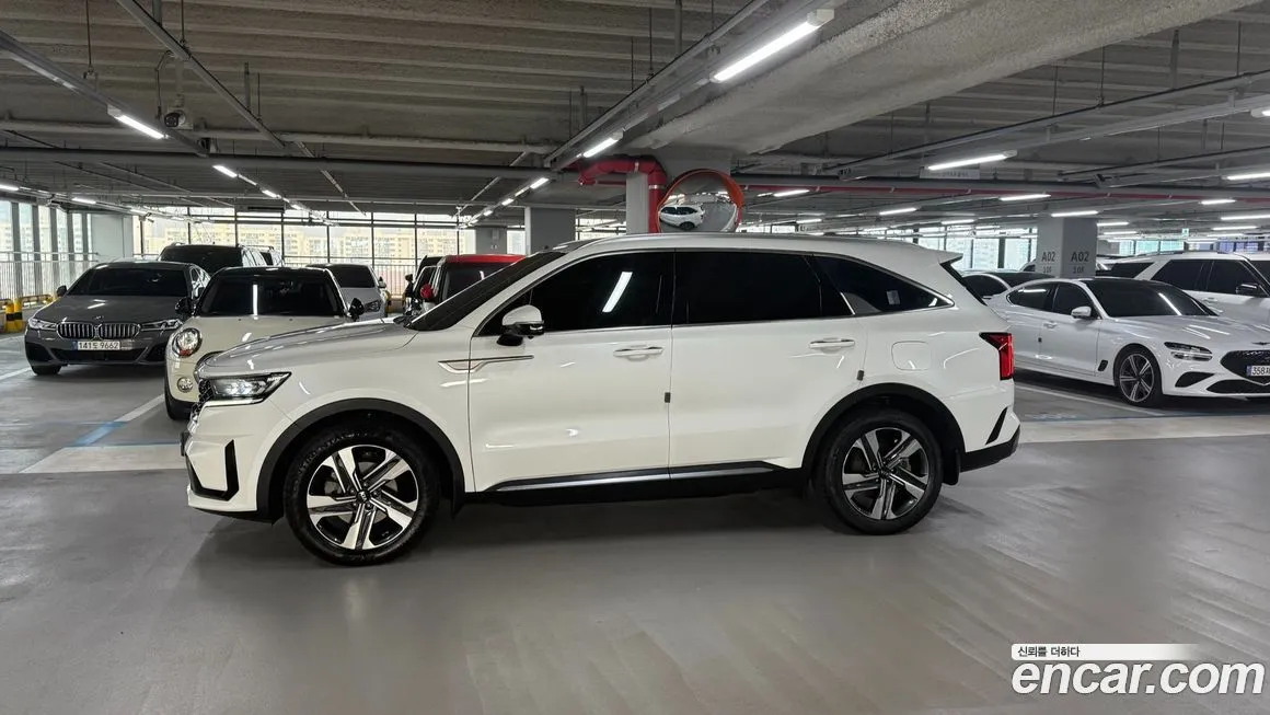 Kia Sorento — фото 6