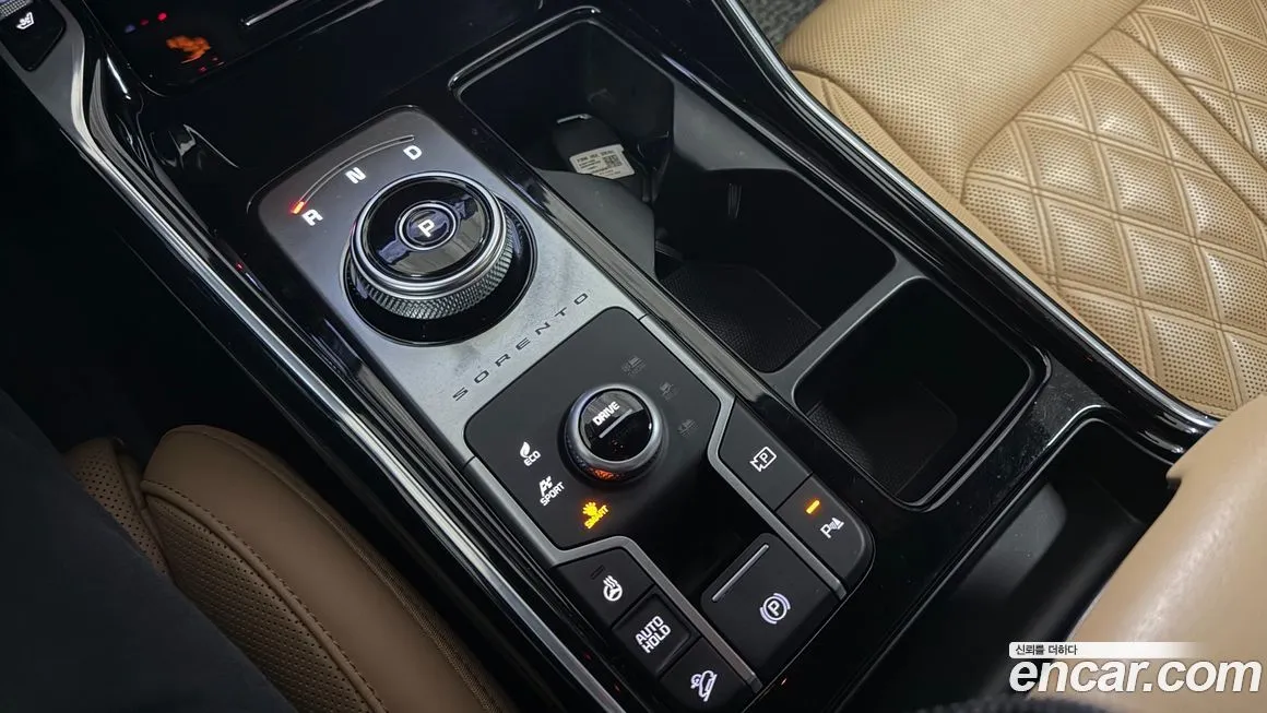 Kia Sorento — фото 9