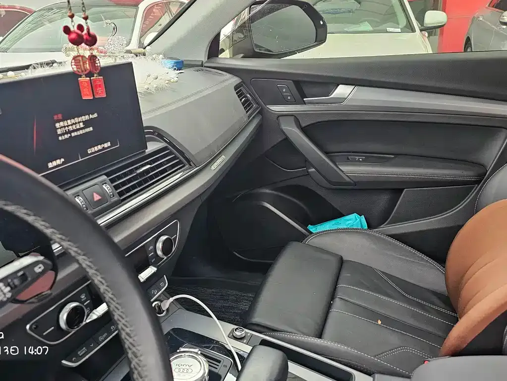 Audi Q5L 2022 из CN, фото 6