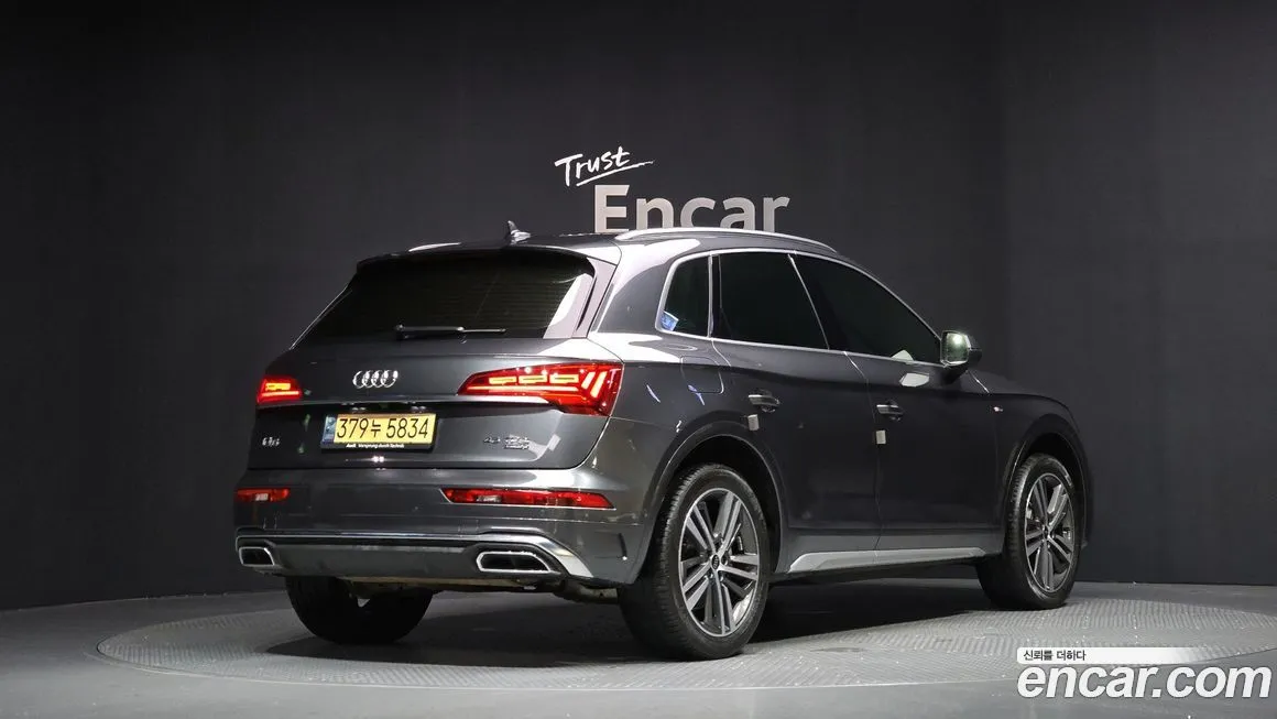 Audi Q5 — фото 2