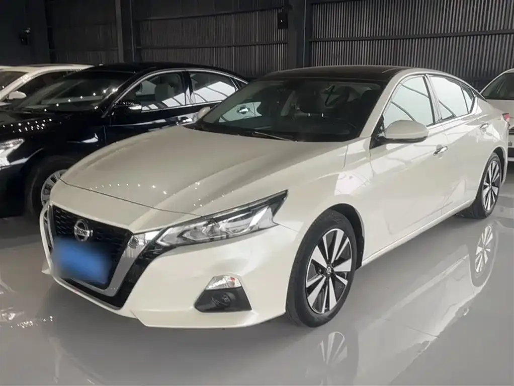 Nissan Teana 2022 из CN, фото 2