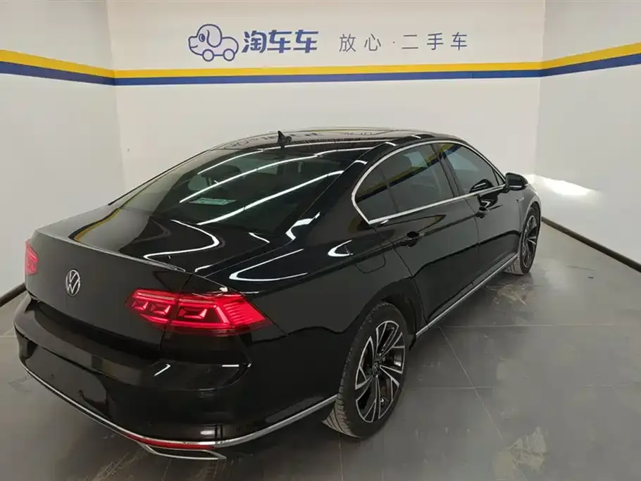 Volkswagen Magotan 2022 из CN, фото 3