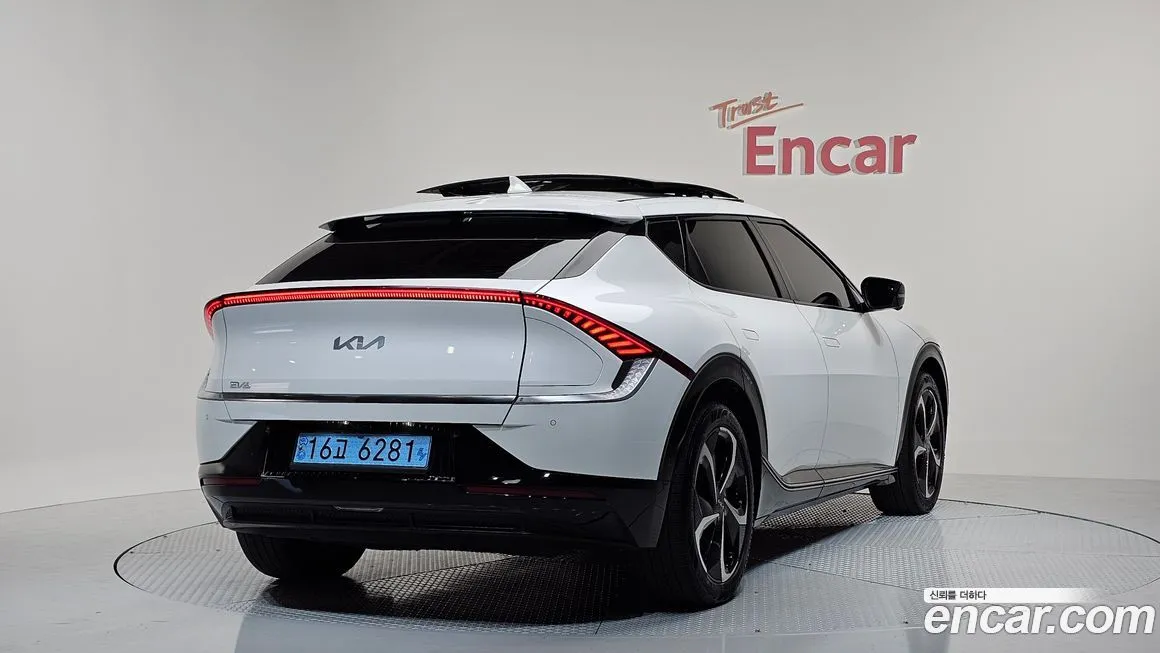 Kia EV6 — фото 2