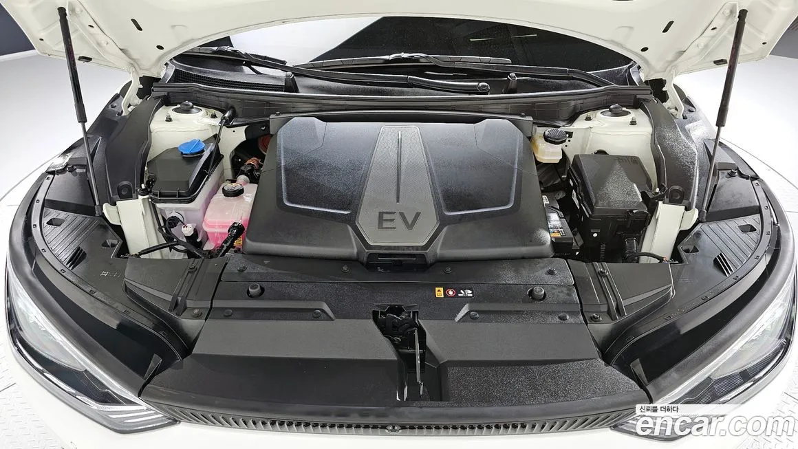 Kia EV6 — фото 6