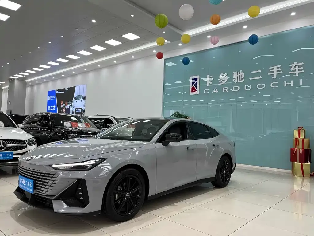 Changan UNI-V 2023 из CN, фото 1