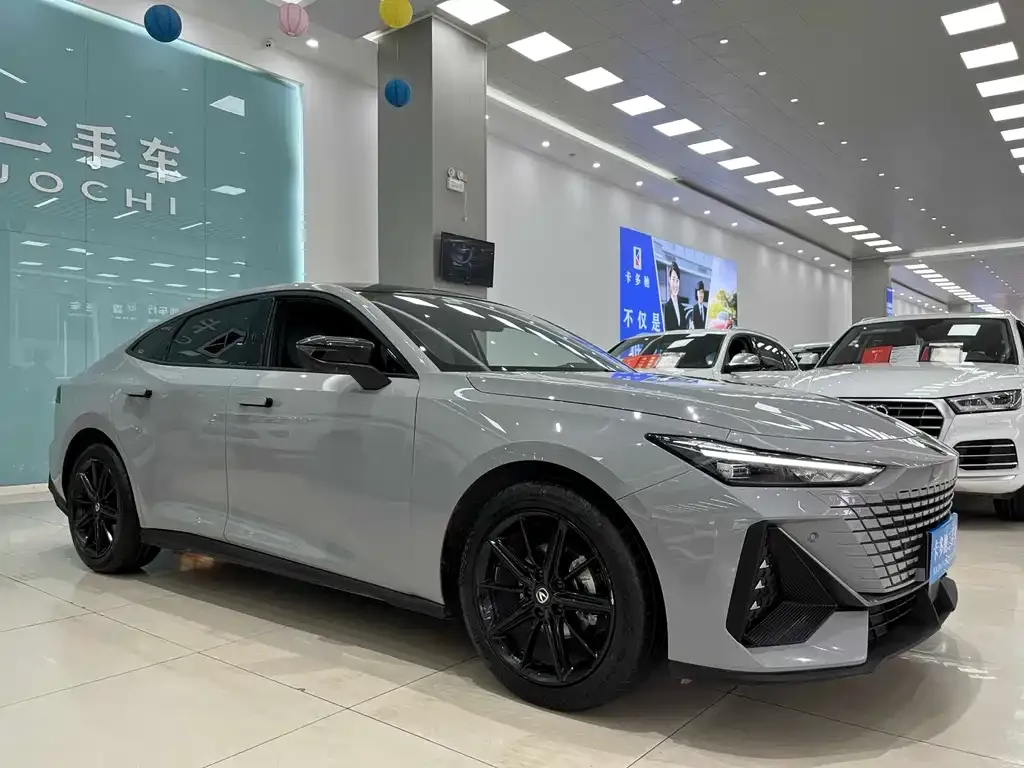 Changan UNI-V 2023 из CN, фото 4