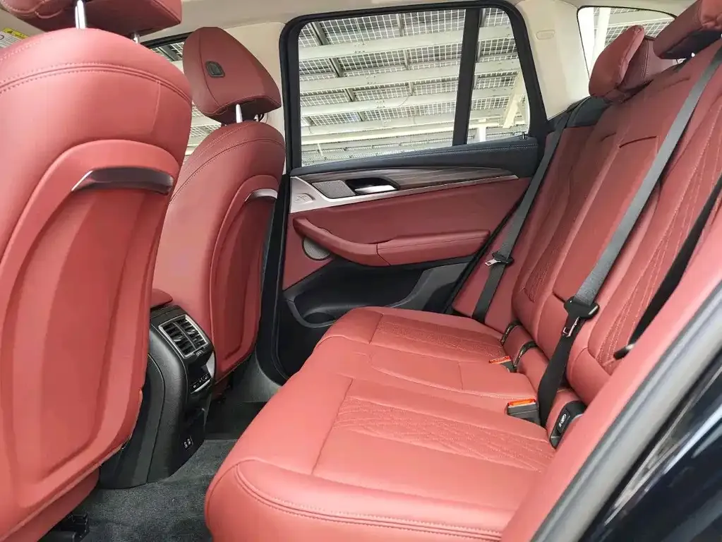 BMW X3 2024 из CN, фото 6