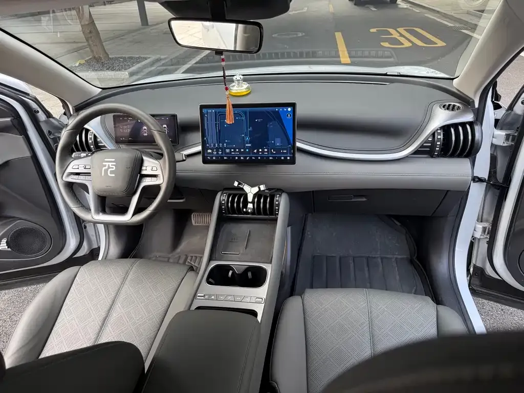 [object Object] Yuan Plus 2025 из CN, фото 10