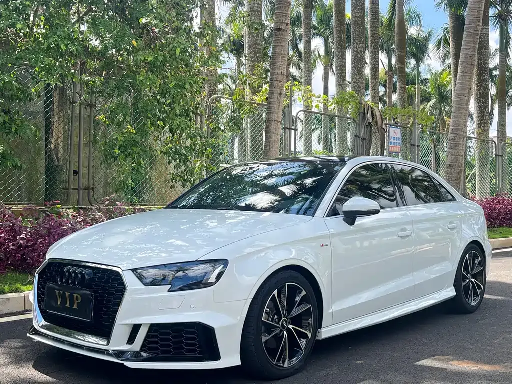 Audi A3 2021 из CN, фото 1