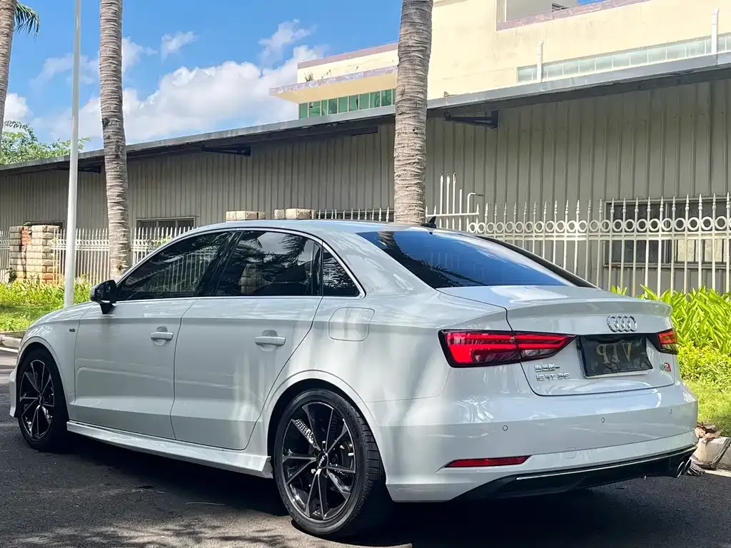 Audi A3 2021 из CN, фото 9