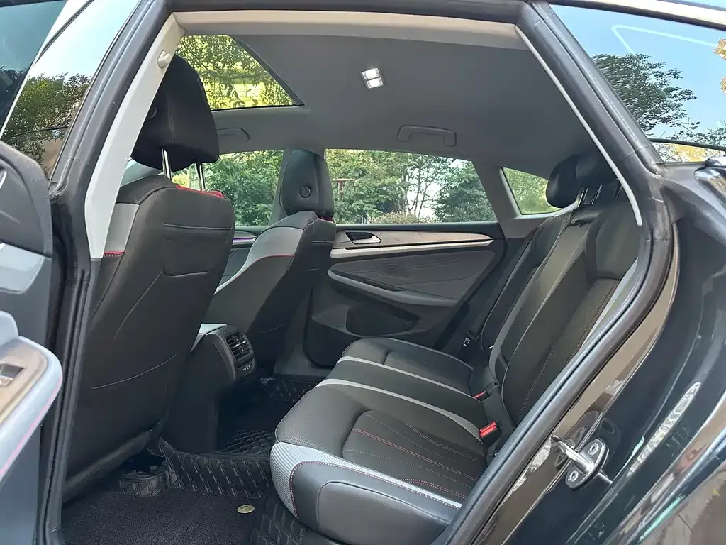 Volkswagen Lamando 2023 из CN, фото 10