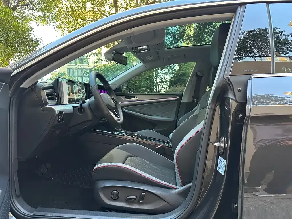Volkswagen Lamando 2023 из CN, фото 4