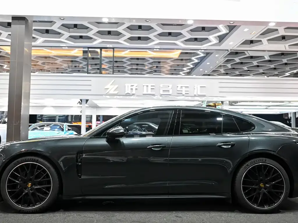 Porsche Panamera — фото 3