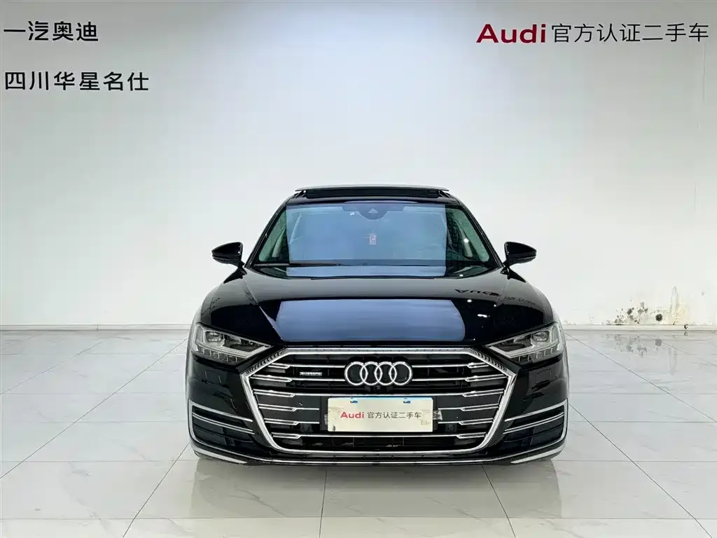 Audi A8 — фото 2