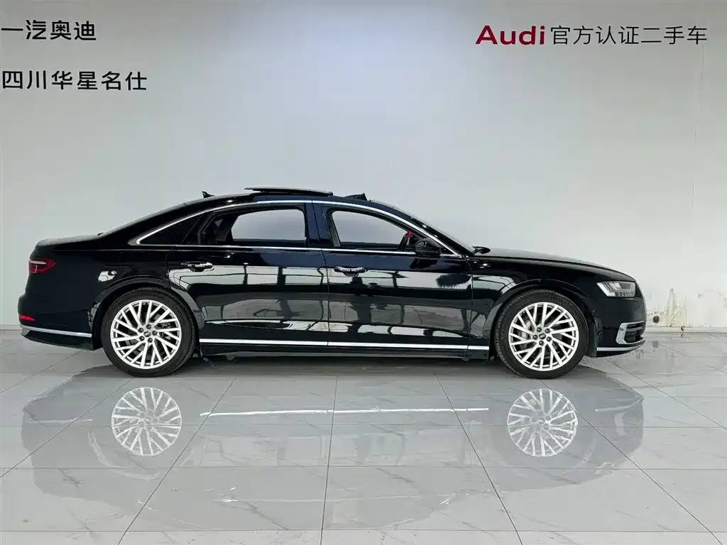 Audi A8 — фото 3
