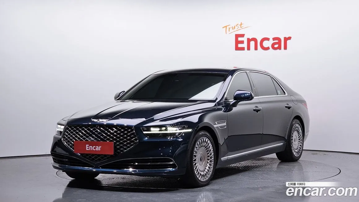 Genesis G90