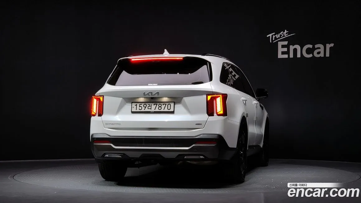 Kia Sorento — фото 4