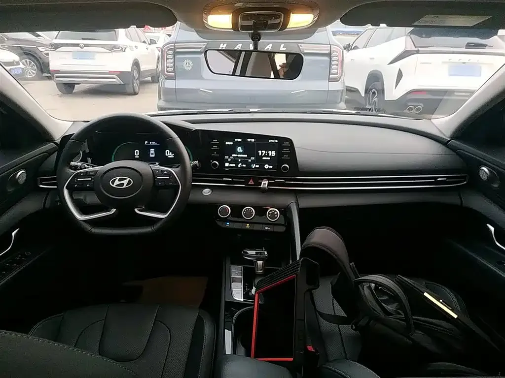 Hyundai Elantra 2024 из CN, фото 10