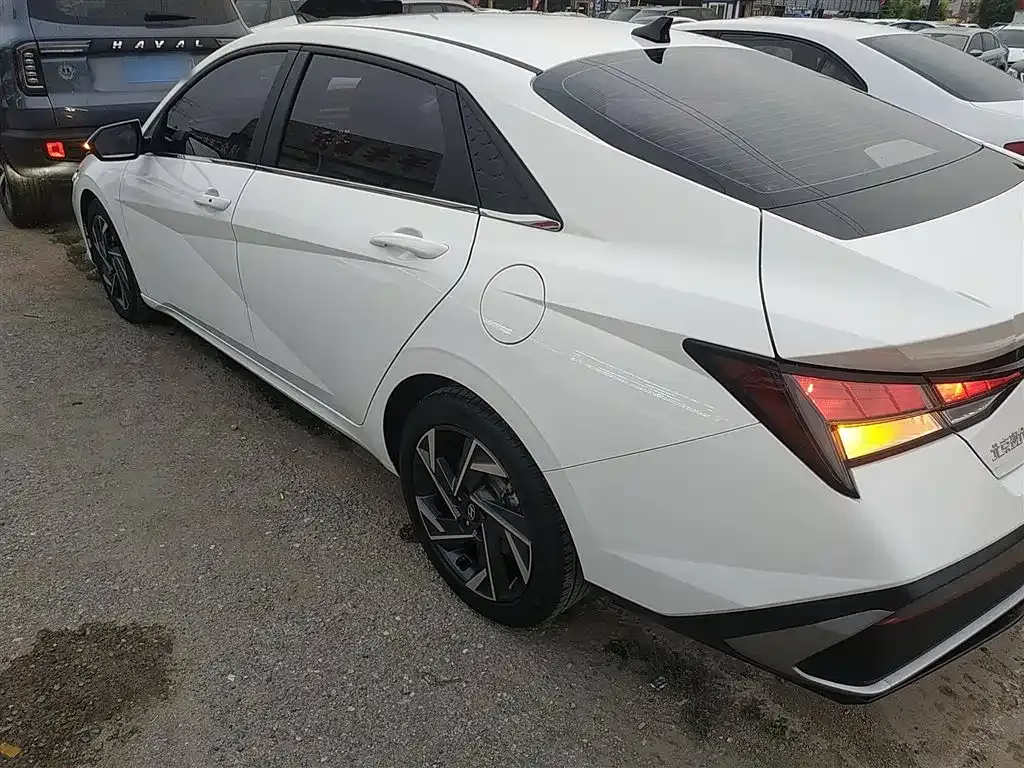 Hyundai Elantra 2024 из CN, фото 5
