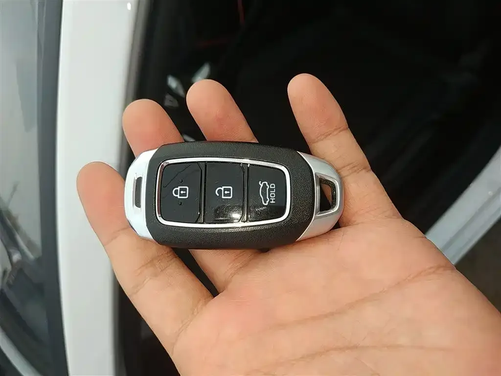 Hyundai Elantra 2024 из CN, фото 9