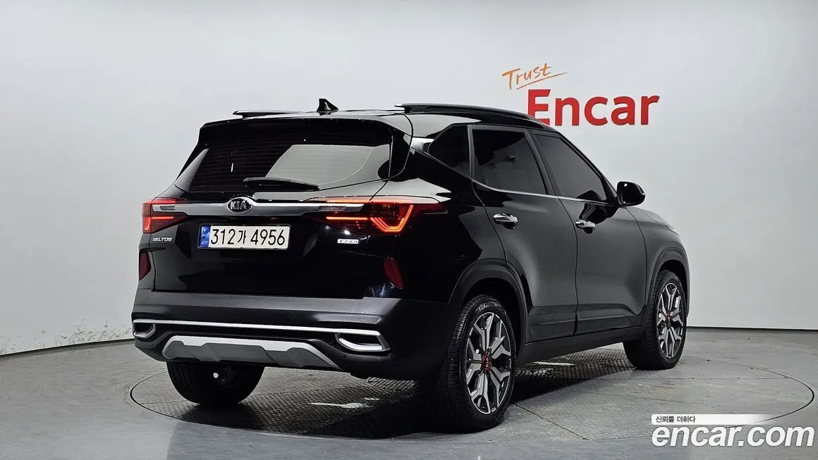 Kia Seltos 2021 из KR, фото 2