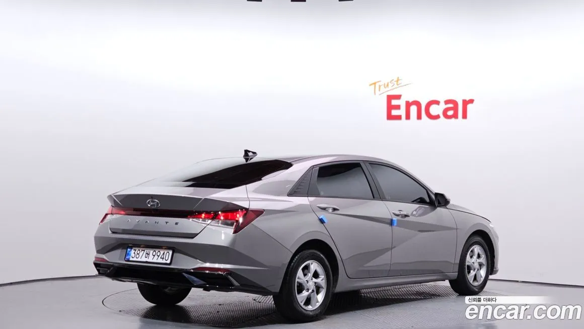 Hyundai AVANTE 2021 из KR, фото 2